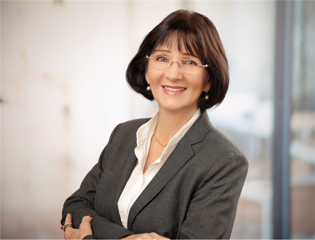 Rechtsanwältin   Eveline von Fircks