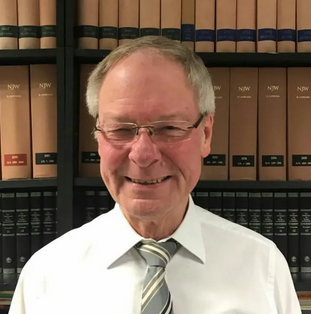 Rechtsanwalt  Dipl. Kfm. Dr. jur. Heiner Emrich