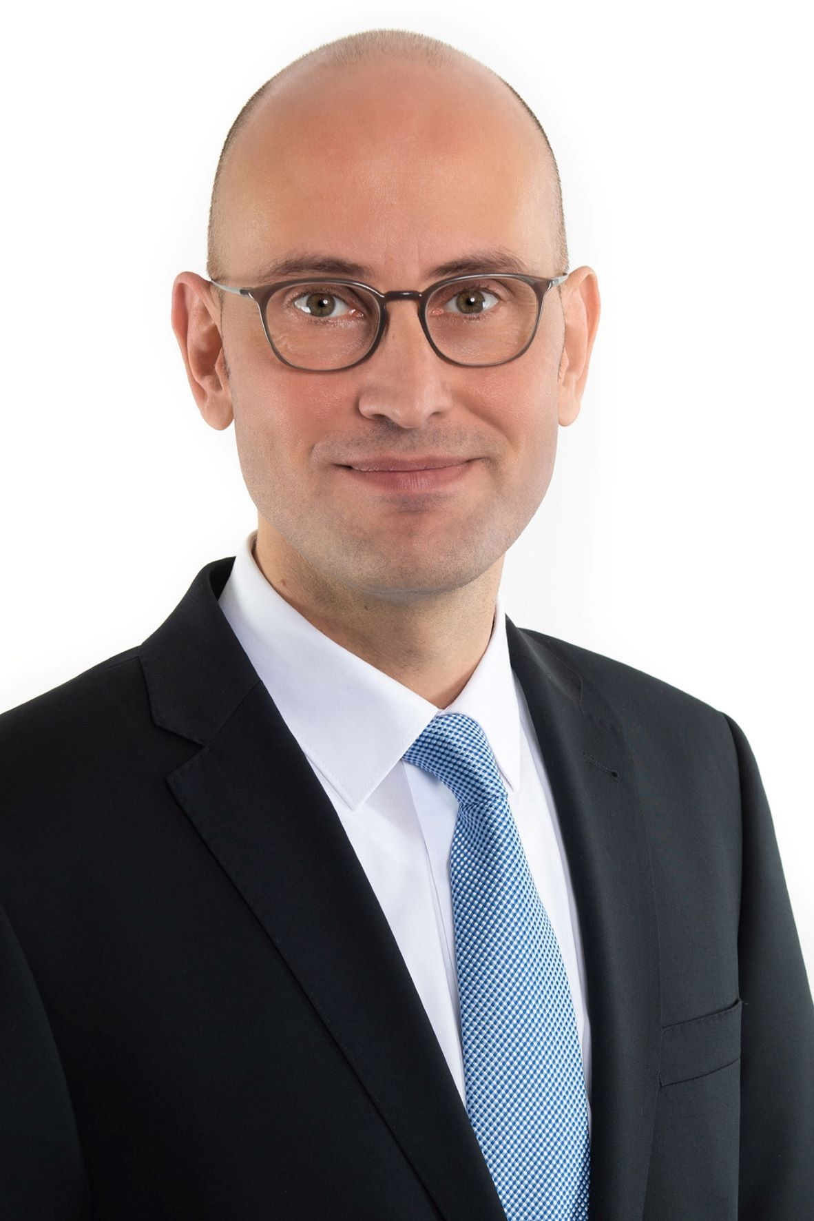Rechtsanwalt  LL.M. (Wellington) Olaf Lienau