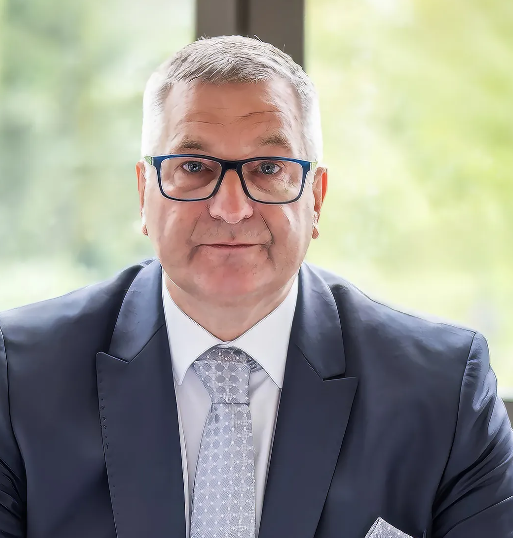 Rechtsanwalt und Notar   Carsten Becker