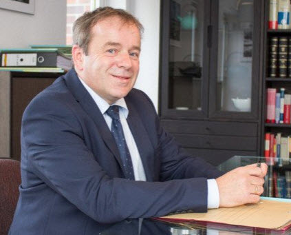 Rechtsanwalt und Notar   Gralf Jacobs
