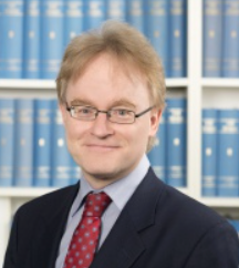 Rechtsanwalt und Notar  Dr. Knut Weigle