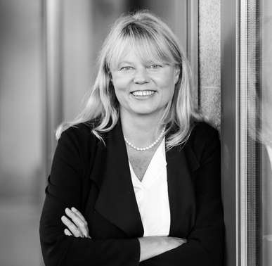 Rechtsanwältin   Anke Eymann-Kapser