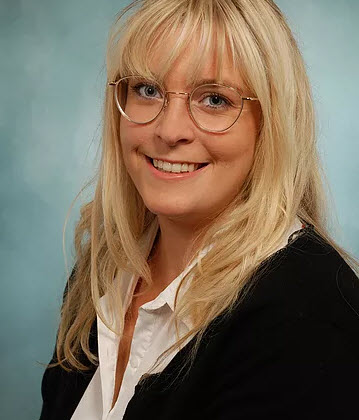 Rechtsanwältin   Christine Dirauf