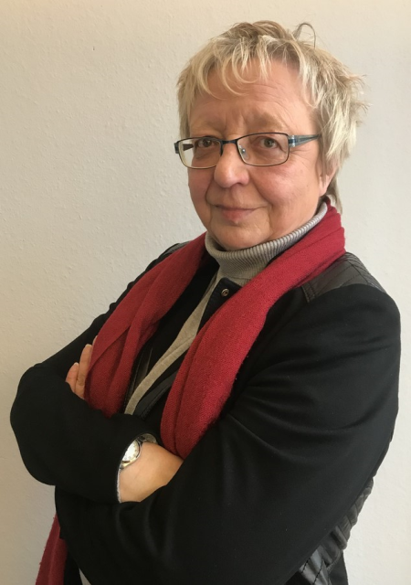 Rechtsanwältin   Erika Müller