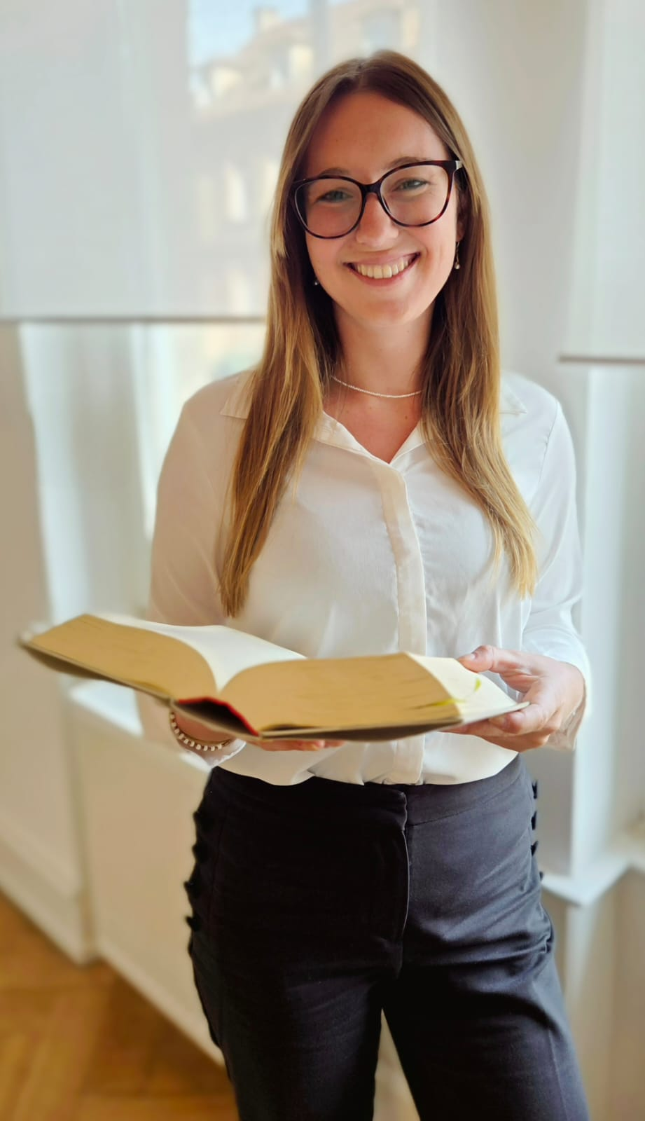 Rechtsanwältin   Julia Müller