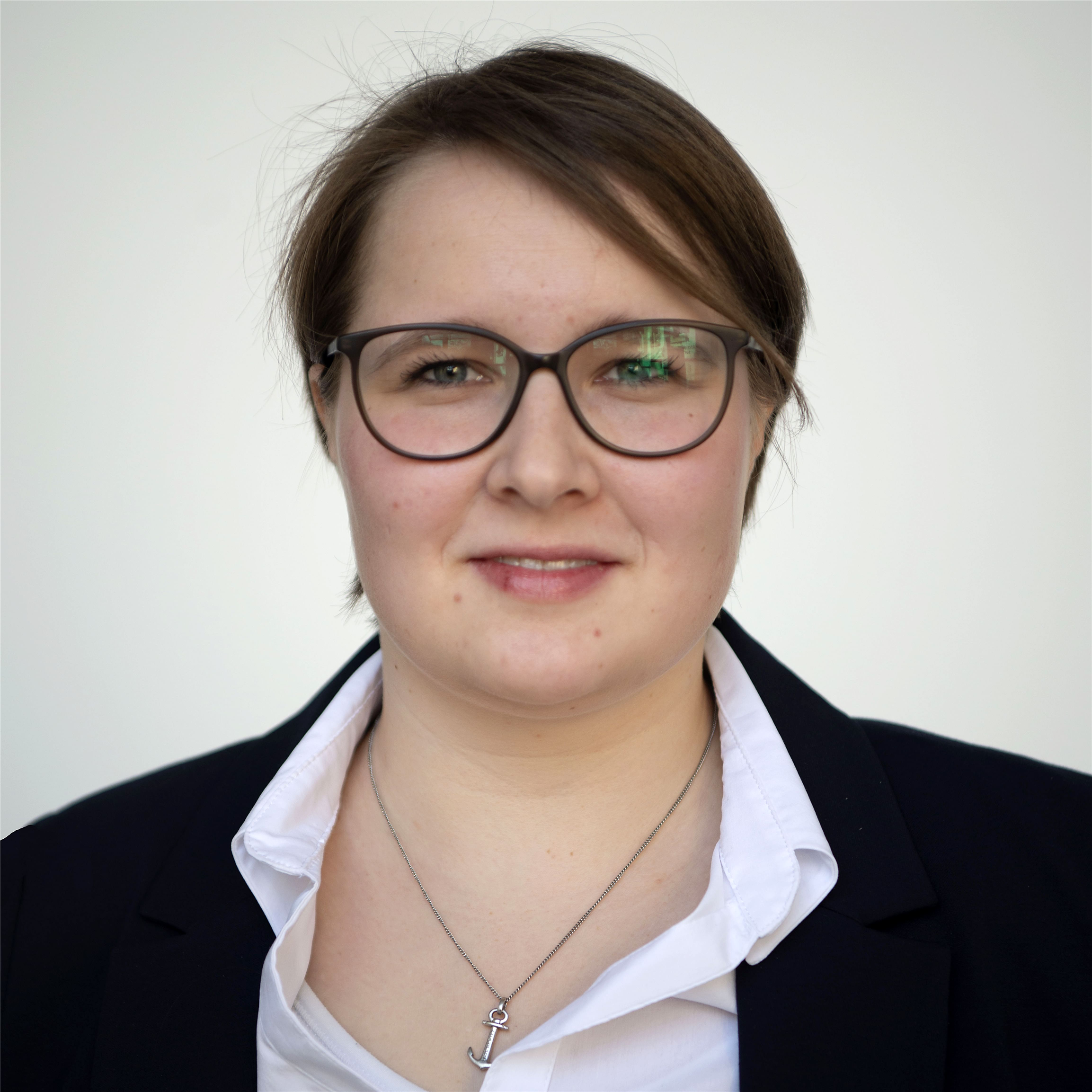 Rechtsanwältin   Kira Langner