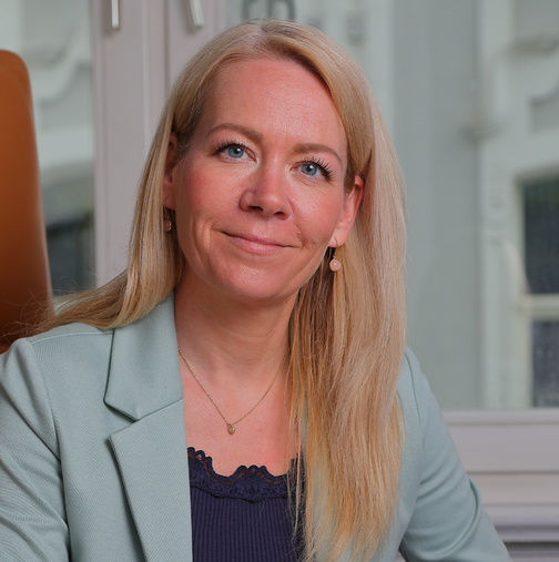 Rechtsanwältin   Marlene Börder-Carmine