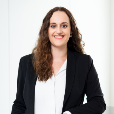Rechtsanwältin   Michelle Mayer