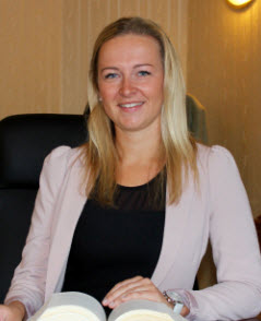 Rechtsanwältin   Nadja Heinze