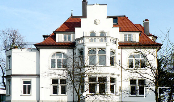 Rechtsanwältin   Rebecca Valentin