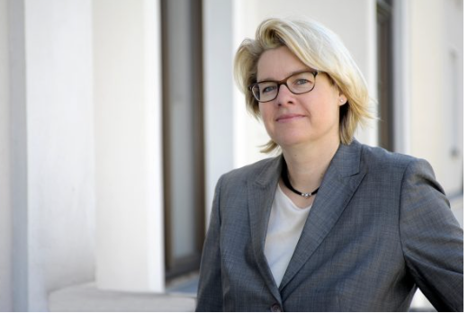 Rechtsanwältin   Susanne Hahne