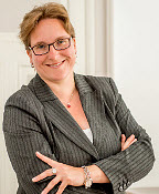Rechtsanwältin   Yvonne Müller