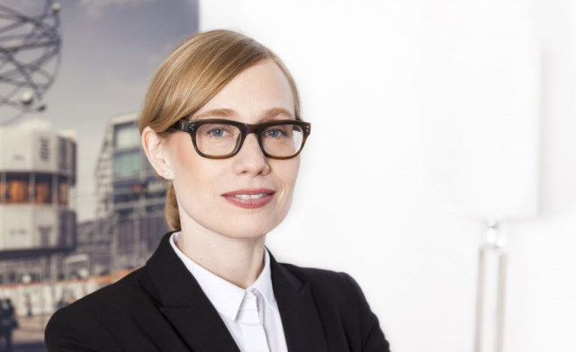 Rechtsanwältin und Notarin  Dr. Elke Benzenberg