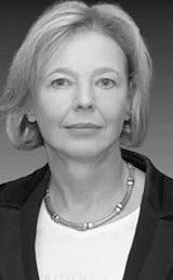 Rechtsanwältin und Notarin   Evelyn Luft-Gautsch