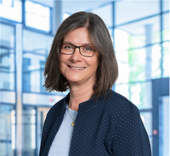 Rechtsanwältin und Notarin   Ricarda Denner