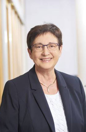 Rechtsanwältin und Notarin a.D.   Hanne Michel