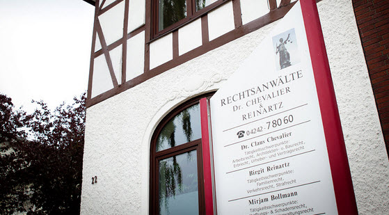 Rechtsanwälte und Notar Dr. Chevalier